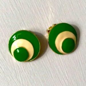 Green Eye Shell Design w/ Gold Trim Clip-On Earrings Women's Jewelry